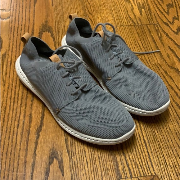 Clark’s Cloudstepper Shoes - Picture 2 of 3